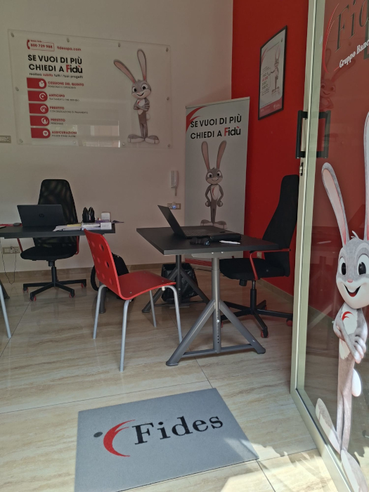 Immagine ingresso ufficio Quadra - agenzia Roma Est